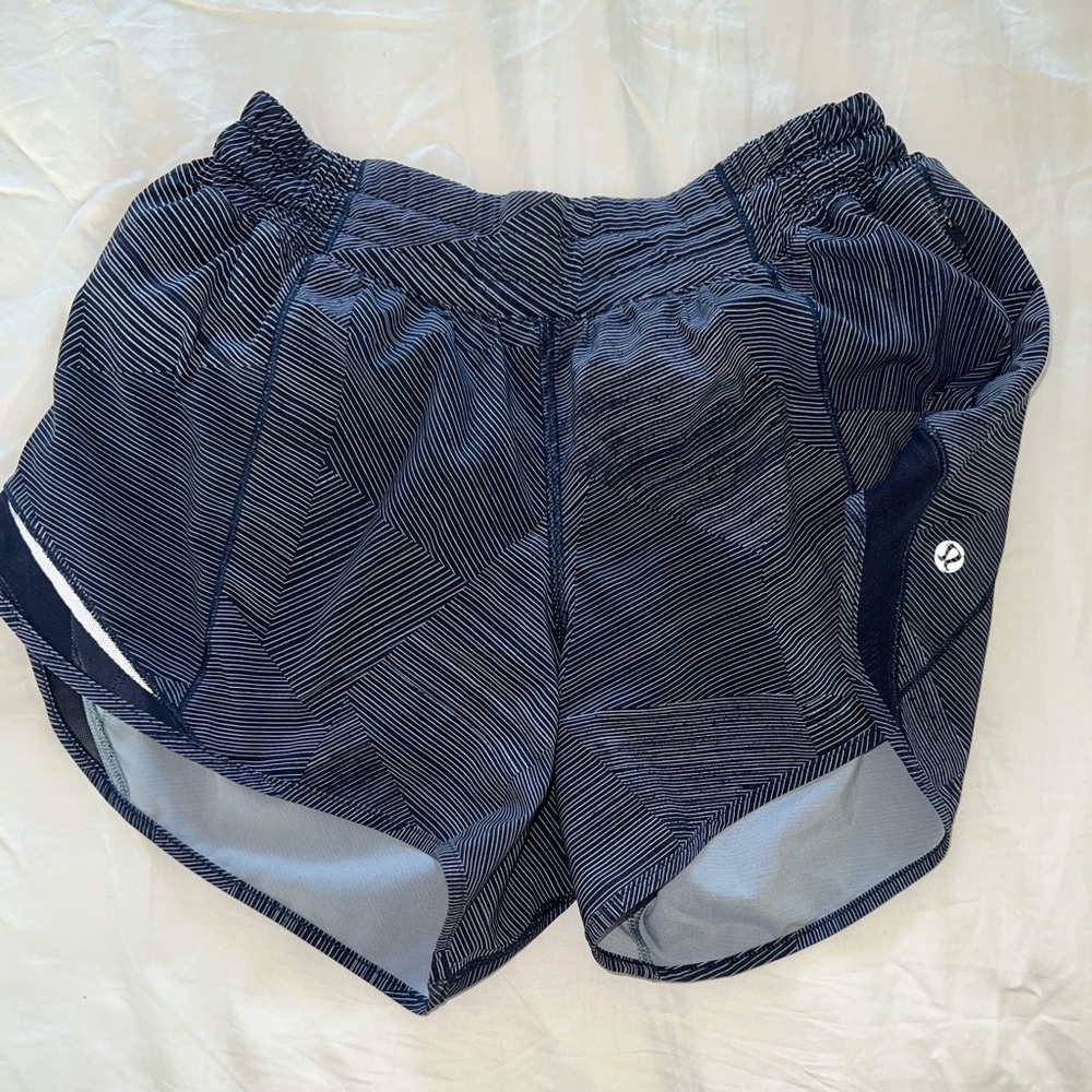LULULEMON HOTTY HOT 4 INCH